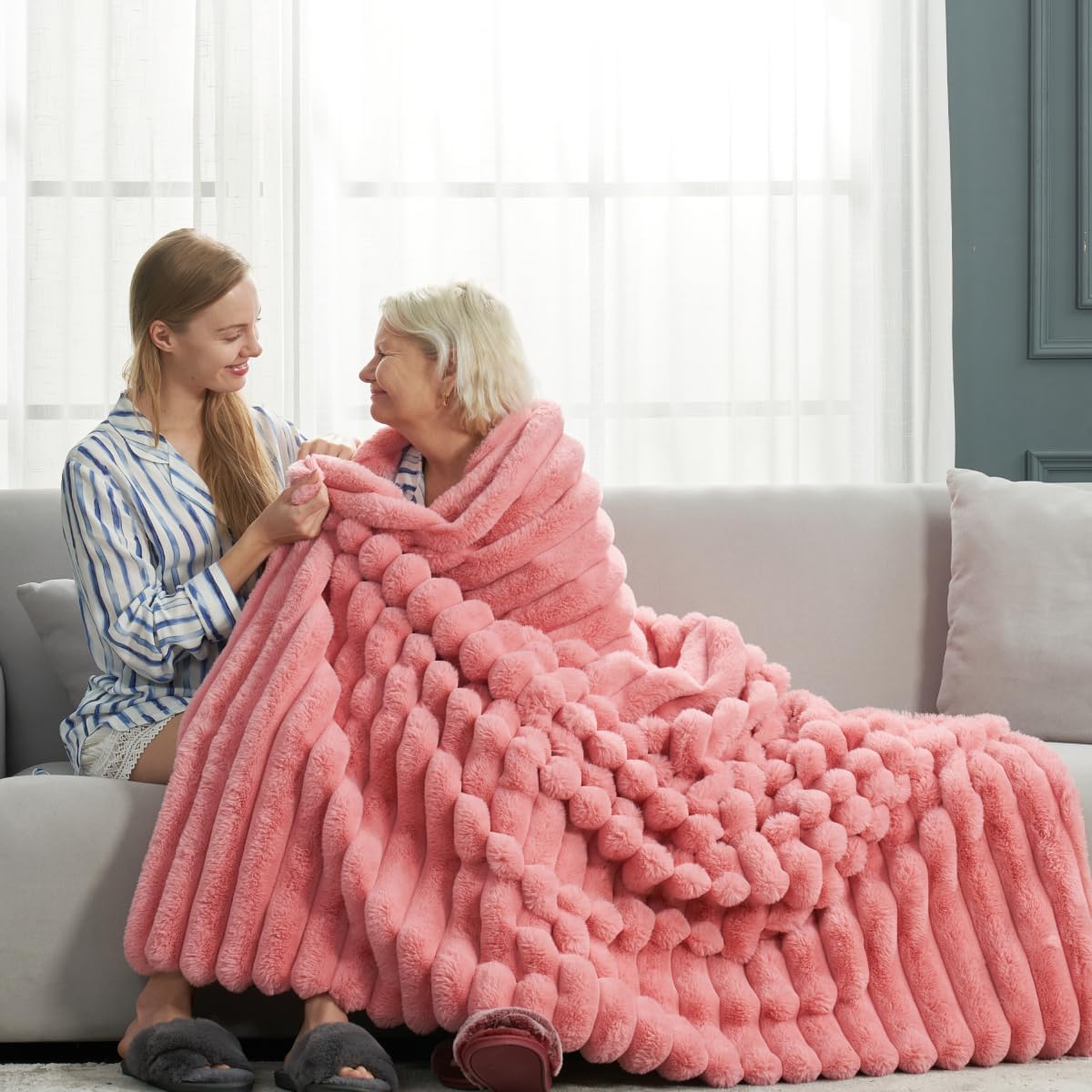 Cozy Bliss Faux Fur Throw Blanket for Couch, Cozy Warm Plush Striped Blanket for Sofa Bedroom Living Room,50 * 60 Inches Grey