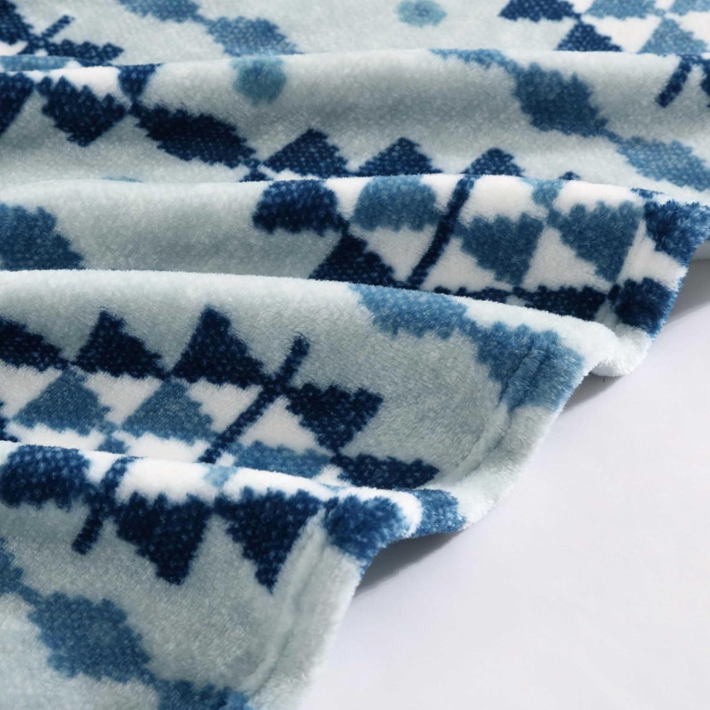 Wrangler - King Blanket, Ultra Soft Plush Fleece Bedding, Yellowstone Inspired, Luxuriously Soft Bedding for Bed or Couch (Westin Blue, King)