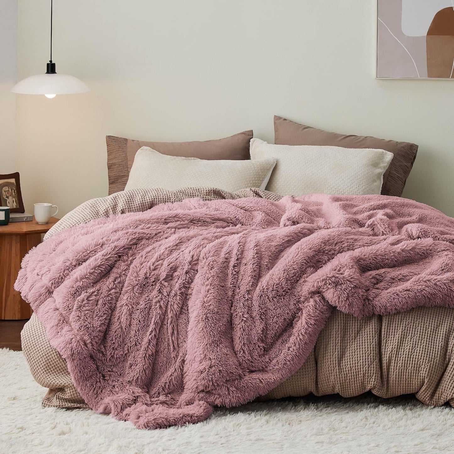 Bedsure Fluffy Fuzzy Throw Blanket Gifts for Women, Soft Cozy Plush Faux Fur Throw Blanket for Couch Bed, Minky Thick Warm Sherpa Fleece Fall Grey Room Decor Men Gifts Teenage Girls Teen Boys Mom Dad