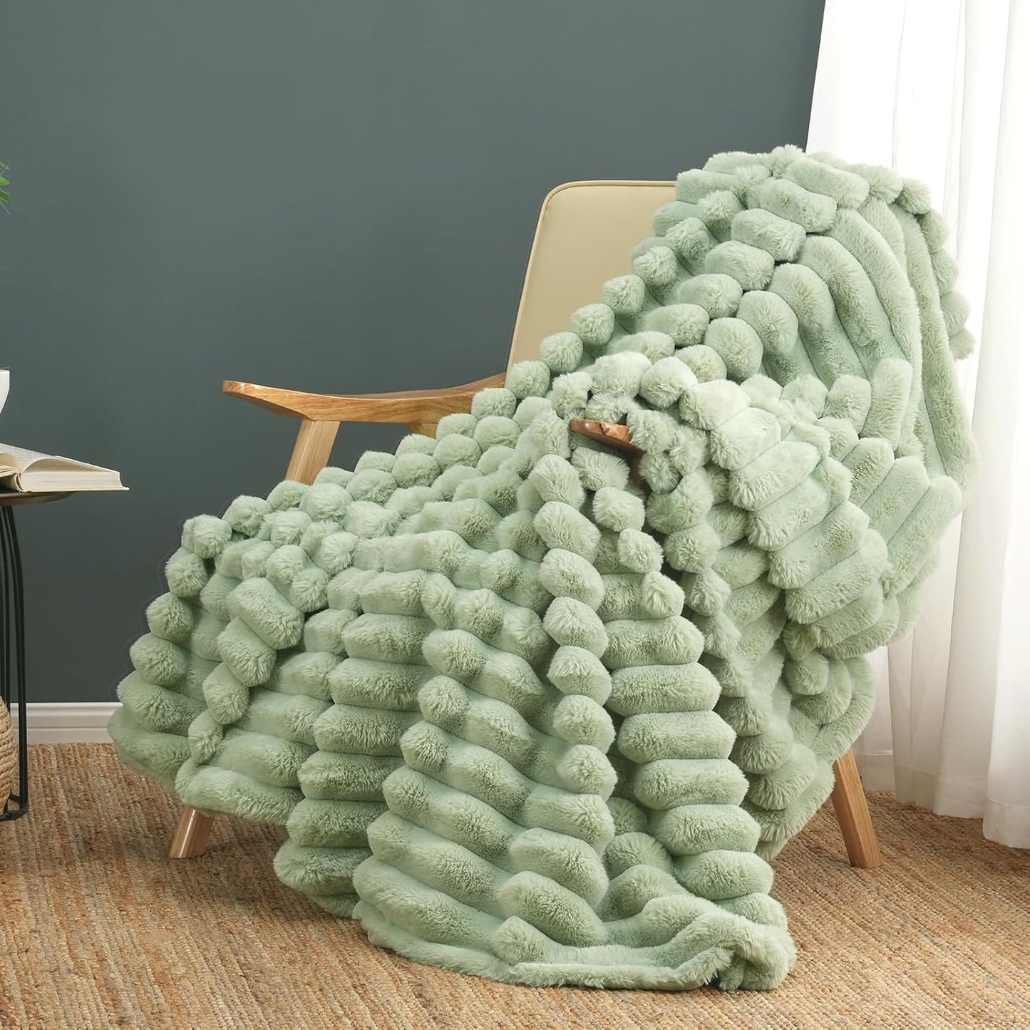 Cozy Bliss Faux Fur Throw Blanket for Couch, Cozy Warm Plush Striped Blanket for Sofa Bedroom Living Room,50 * 60 Inches Grey