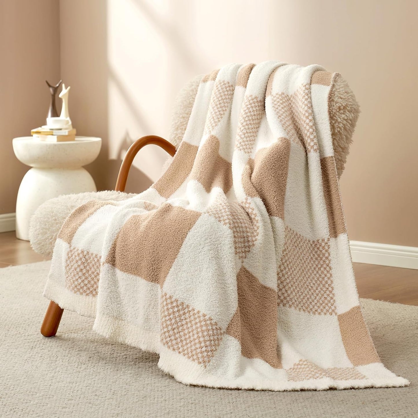 Snuggle Sac Checkered Blanket, Sage Green Throw Blanket for Couch Plaid Microfiber Fluffy Warm Cozy Fuzzy Soft Throw Blanket Reversible Checker Blankets for Sofa, Chair, Bed, 50x60 inches