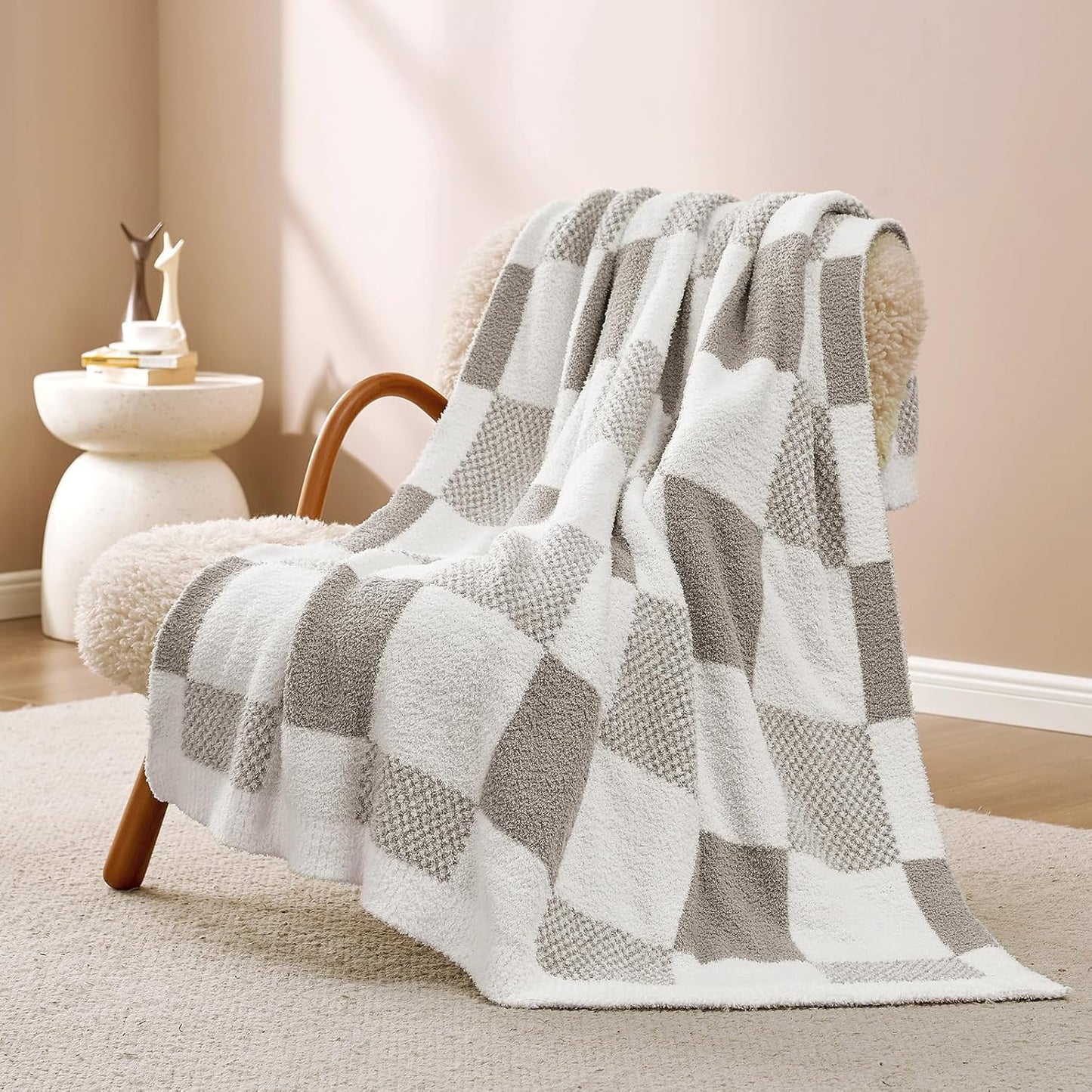 Snuggle Sac Checkered Blanket, Sage Green Throw Blanket for Couch Plaid Microfiber Fluffy Warm Cozy Fuzzy Soft Throw Blanket Reversible Checker Blankets for Sofa, Chair, Bed, 50x60 inches