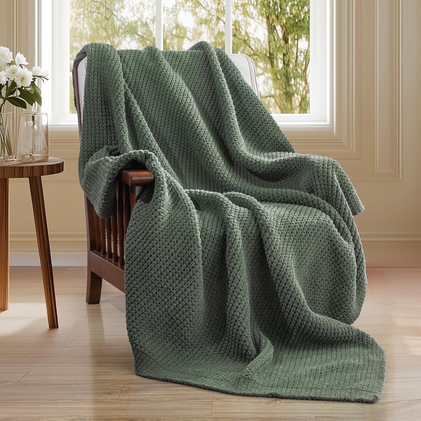 Waffle Knit Throw Blanket, Luxury Cozy Chunky Knit Throw Blanket for Couch, 50 x 60 Inch Thick Ultra-Soft Feather Yarn Knitted Blanket for Sofa, Bed, Home Decor - Off White