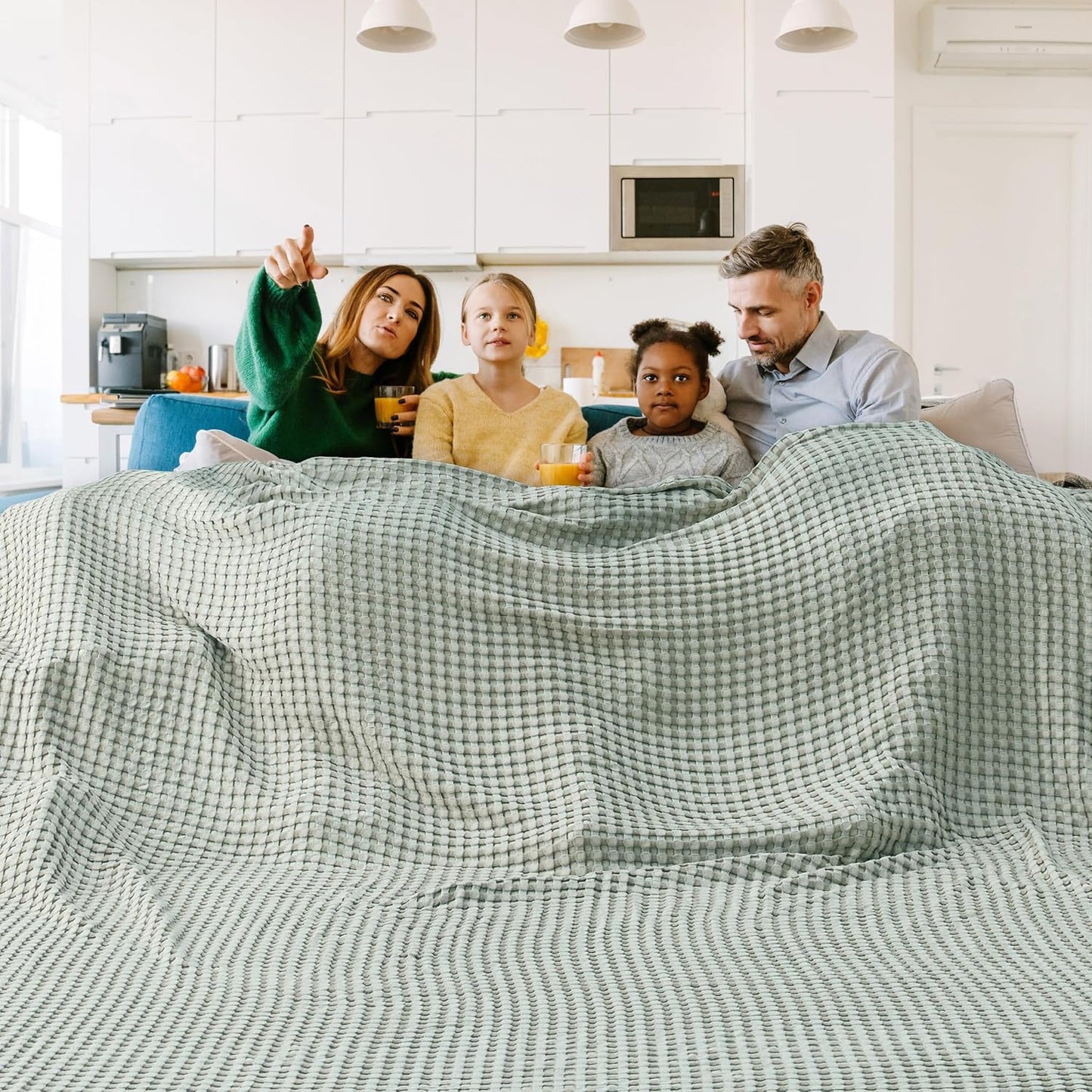 Bedsure Cooling Cotton Waffle King Size Blanket - Lightweight Breathable Summer Blanket of Rayon Derived from Bamboo for Hot Sleepers, Luxury Throws for Bed, Couch and Sofa, Taupe, 104x90 Inches